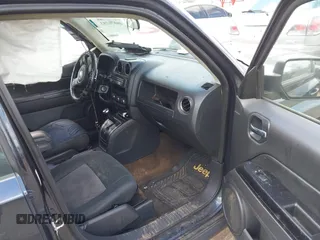 2014 Jeep Patriot Sport z VIN 1C4NJPBA1ED643023, wystawiony jako IAAI lot #40076783 z przebiegiem 164 025 mil mil oraz . Historia ofert i sprzedaży dostępna na DreamBid. Obrazek 5.