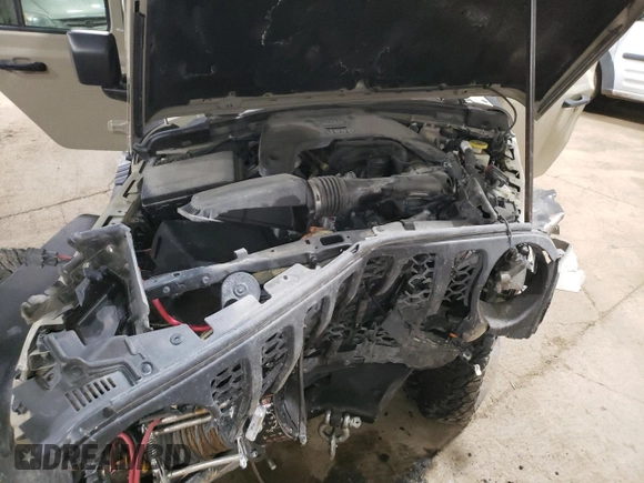 2020 Jeep Gladiator Sport S с VIN 1C6HJTAG5LL173357, выставлен на аукционе Copart как лот 55679915 с пробегом Не указан миль и Списание • Salvage title. История ставок и продаж доступна на DreamBid. Изображение 11.