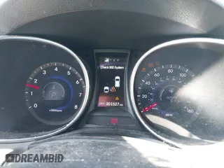 2014 Hyundai Santa Fe Sport with VIN 5XYZU3LB7EG189094, listed as a IAAI auction lot 41988073 with 201,527 mi miles. Bid and sale history available at carsss.com. Image 7.