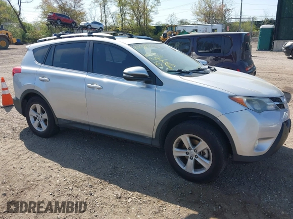 2013 Toyota RAV4 XLE with VIN 2T3RFREV4DW091452, listed as a IAAI auction lot 42165992 with 107,947 mi miles and . Bid and sale history available at carsss.com. Image 1.