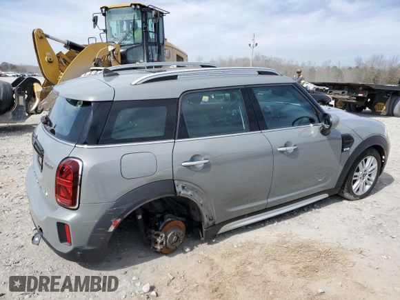 2022 MINI Countryman Cooper with VIN WMZ43BR08N3N69532, listed as a Copart auction lot 45734365 with 61,954 mi miles and Salvage title. Bid and sale history available at DreamBid. Image 3.