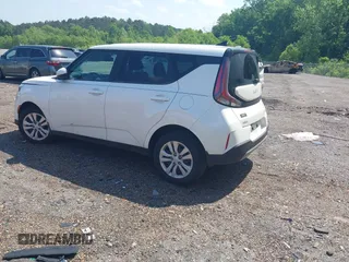 2023 Kia Soul LX with VIN KNDJ23AU7P7840988, listed as a IAAI auction lot 42106991 with 48,752 mi miles. Bid and sale history available at carsss.com. Image 3.
