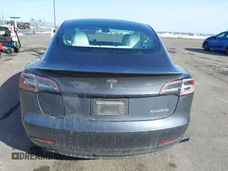 2021 Tesla Model 3 Performance with VIN 5YJ3E1EC3MF082532, listed as a IAAI auction lot 41757905 with 60,431 mi miles and . Bid and sale history available at DreamBid. Image 15.