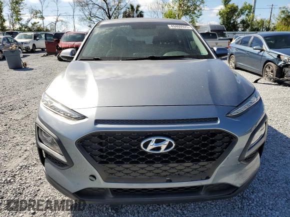 2018 Hyundai Kona SE with VIN KM8K12AA9JU123388, listed as a Copart auction lot 49460925 with 32,946 mi miles and Salvage Title. Bid and sale history available at DreamBid. Image 5.