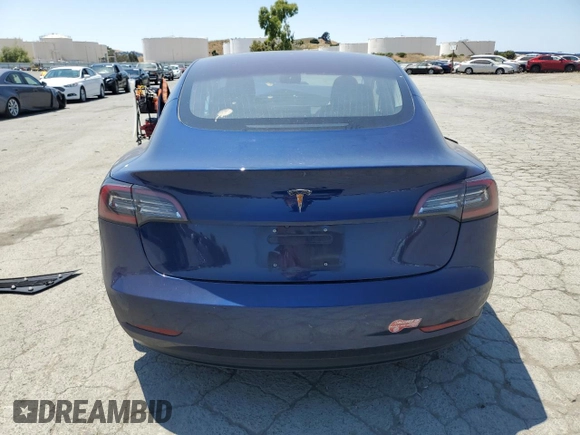 2018 Tesla Model 3 Long Range Battery z VIN 5YJ3E1EA4JF056385, wystawiony jako Copart lot #60174535 z przebiegiem 79 840 mil mil oraz Czysty tytuł • Clean title. Historia ofert i sprzedaży dostępna na DreamBid. Obrazek 6.