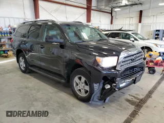 2011 Toyota Sequoia SR5 with VIN 5TDBW5G17BS040661, listed as a Copart auction lot 80119684 with 205,842 mi miles and Clean Title. Bid and sale history available at carsss.com. Image 4.