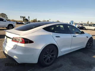 2022 Tesla Model S Plaid with VIN 5YJSA1E66NF467523, listed as a Copart auction lot 49731225 with Not Provided miles and Salvage Title. Bid and sale history available at DreamBid. Image 3.
