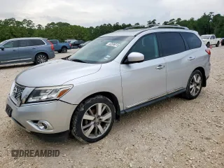 2013 Nissan Pathfinder SV with VIN 5N1AR2MN3DC654325, listed as a Copart auction lot 62836815 with 133,757 mi miles and Salvage title. Bid and sale history available at DreamBid. Image 1.