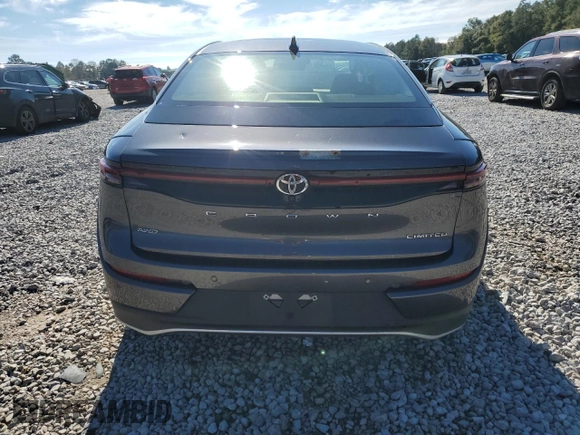 2023 Toyota Crown XLE z VIN JTDAAAAF6P3006632, wystawiony jako Copart lot #41486855 z przebiegiem 24 517 mil mil oraz Szkoda całkowita • Salvage title. Historia ofert i sprzedaży dostępna na DreamBid. Obrazek 6.