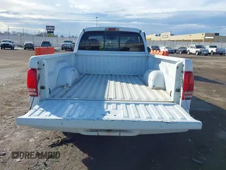 2000 Dodge Dakota SLT with VIN 1B7GL26Z7YS708253, listed as a IAAI auction lot 41402953 with 103,461 mi miles and . Bid and sale history available at DreamBid. Image 16.