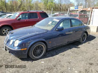 2000 Jaguar S-Type V6 z VIN SAJDA01C8YFL75622, wystawiony jako Copart lot #53668095 z przebiegiem Nie podano mil oraz Szkoda całkowita • Salvage title. Historia ofert i sprzedaży dostępna na DreamBid. Obrazek 1.