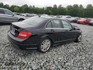2013 Mercedes-Benz C 250 Sport с VIN WDDGF4HB4DR258779, выставлен на аукционе Copart как лот 61388095 с пробегом 257 716 миль миль и Списание • Salvage title. История ставок и продаж доступна на DreamBid. Изображение 3.