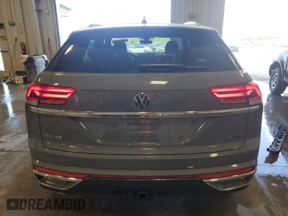 2022 Volkswagen Atlas SEL with VIN 1V2BE2CA5NC207126, listed as a Copart auction lot 56545445 with 49,296 mi miles and Salvage title. Bid and sale history available at DreamBid. Image 6.