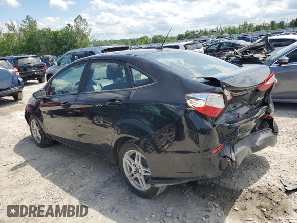 2018 Ford Fiesta SE z VIN 3FADP4BJ9JM123715, wystawiony jako Copart lot #58164015 z przebiegiem 83 768 mil mil oraz Szkoda całkowita • Salvage title. Historia ofert i sprzedaży dostępna na DreamBid. Obrazek 2.