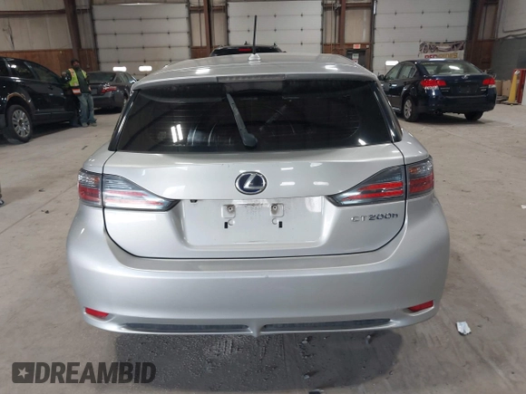2012 Lexus CT 200h z VIN JTHKD5BH0C2112169, wystawiony jako IAAI lot #42091355 z przebiegiem 260 644 mil mil oraz . Historia ofert i sprzedaży dostępna na DreamBid. Obrazek 16.