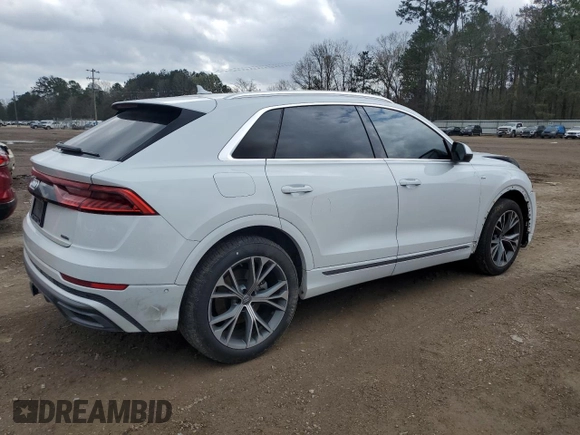 2021 Audi Q8 Premium Plus z VIN WA1EVAF18MD004657, wystawiony jako Copart lot #45008865 z przebiegiem 42 489 mil mil oraz Szkody całkowita. Historia ofert i sprzedaży dostępna na DreamBid. Obrazek 3.