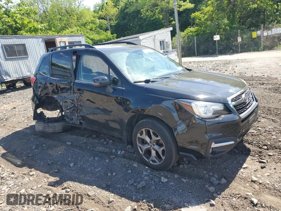 2018 Subaru Forester Touring z VIN JF2SJAWC5JH590150, wystawiony jako Copart lot #57391515 z przebiegiem 61 301 mil mil oraz Szkoda całkowita • Salvage title. Historia ofert i sprzedaży dostępna na DreamBid. Obrazek 4.