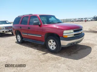 2004 Chevrolet Tahoe LS with VIN 1GNEC13V24J326786, listed as a IAAI auction lot 42036820 with 186,073 mi miles. Bid and sale history available at carsss.com. Image 1.