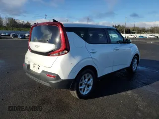2022 Kia Soul LX with VIN KNDJ23AUXN7815743, listed as a Copart auction lot 48356215 with 21,915 mi miles and Salvage Title. Bid and sale history available at carsss.com. Image 3.