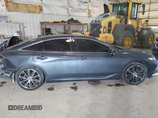 2019 Toyota Avalon XLE with VIN 4T1BZ1FBXKU008160, listed as a IAAI auction lot 41629105 with 116,624 mi miles. Bid and sale history available at carsss.com. Image 14.