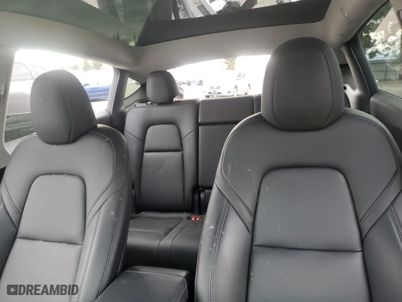 2024 Tesla Model Y with VIN 7SAYGDED8RF132426, listed as a Copart auction lot 43715375 with 18,067 mi miles and Salvage Title. Bid and sale history available at carsss.com. Image 10.