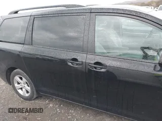 2017 Toyota Sienna LE Auto Access Seat with VIN 5TDKZ3DC4HS801298, listed as a IAAI auction lot 40805212 with 133,991 mi miles. Bid and sale history available at carsss.com. Image 13.