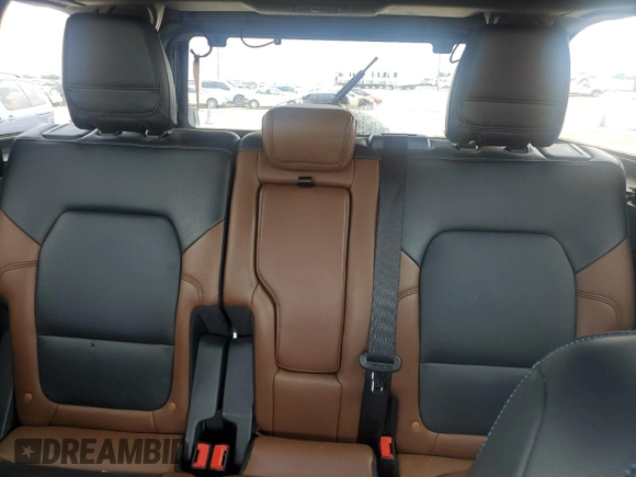 2024 Ford Bronco Outer Banks z VIN 1FMEE8BP9RLA50791, wystawiony jako Copart lot #55219925 z przebiegiem 27 910 mil mil oraz Szkoda całkowita • Salvage title. Historia ofert i sprzedaży dostępna na DreamBid. Obrazek 10.