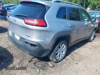 2018 Jeep Cherokee Latitude with VIN 1C4PJLCB4JD612058, listed as a IAAI auction lot 42176036 with 162,153 mi miles and . Bid and sale history available at DreamBid. Image 4.