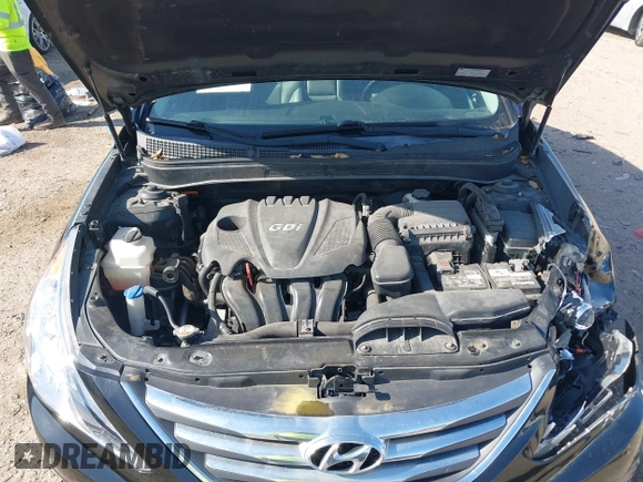 2014 Hyundai Sonata SE with VIN 5NPEC4AC2EH892551, listed as a IAAI auction lot 42016536 with 134,043 mi miles and . Bid and sale history available at DreamBid. Image 10.