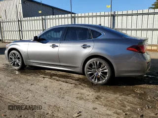2019 Infiniti Q70 Luxe with VIN JN1BY1AR7KM580088, listed as a Copart auction lot 41612865 with 101,134 mi miles and Salvage title. Bid and sale history available at DreamBid. Image 2.