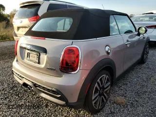 2022 MINI Convertible Cooper S with VIN WMW43DL0XN3P20467, listed as a Copart auction lot 75042174 with 9,038 mi miles and Non Repairable. Bid and sale history available at carsss.com. Image 3.