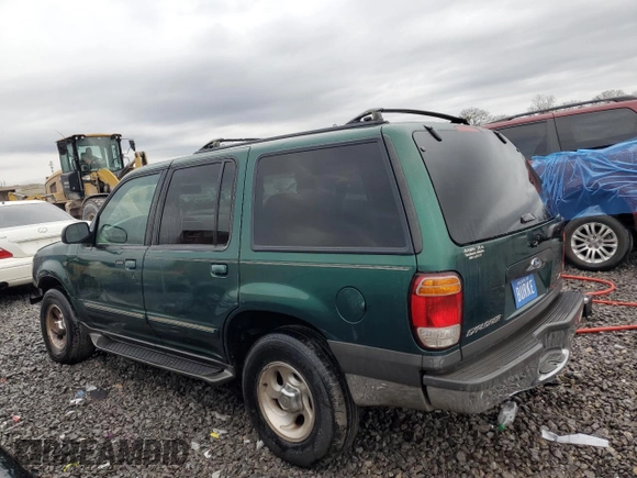 2000 Ford Explorer with VIN 1FMZU63X2YUA56061, listed as a Copart auction lot 45004465 with 117,860 mi miles and Salvage title. Bid and sale history available at DreamBid. Image 2.