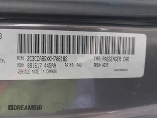 2019 Chrysler 300 S z VIN 2C3CCABGXKH708182, wystawiony jako IAAI lot #41885720 z przebiegiem 88 871 mil mil oraz . Historia ofert i sprzedaży dostępna na DreamBid. Obrazek 9.