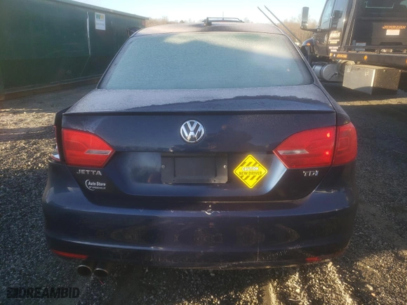 2011 Volkswagen Jetta Sedan TDI with VIN 3VWLL7AJ0BM114162, listed as a Copart auction lot 47423155 with 147,353 mi miles and Salvage Title. Bid and sale history available at carsss.com. Image 6.
