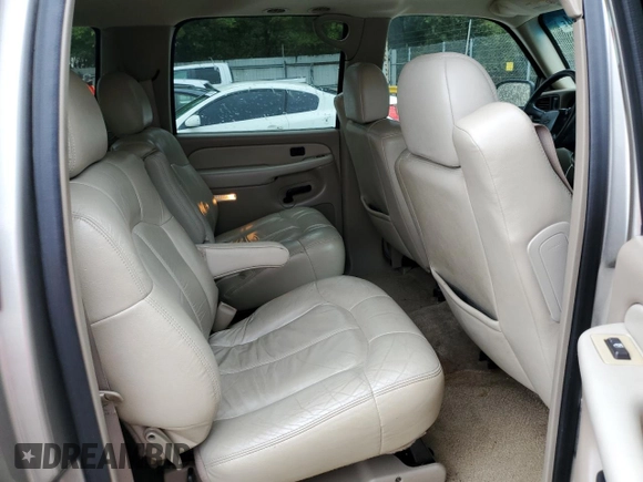 2001 Chevrolet Suburban LT with VIN 3GNEC16T81G165920, listed as a Copart auction lot 74528454 with 275,334 mi miles and Salvage Title. Bid and sale history available at carsss.com. Image 11.