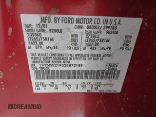 2002 Ford Super Duty F-250 XL with VIN 1FTNW21F32EB72189, listed as a IAAI auction lot 41724745 with 164,054 mi miles. Bid and sale history available at carsss.com. Image 9.