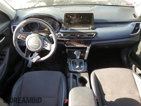 2022 Kia Seltos S with VIN KNDEU2AA4N7305576, listed as a Copart auction lot 52781825 with 75,133 mi miles and Salvage title. Bid and sale history available at DreamBid. Image 8.