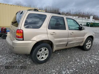 2007 Ford Escape Limited with VIN 1FMCU94187KC03057, listed as a Copart auction lot 51745045 with 219,016 mi miles and Salvage Title. Bid and sale history available at carsss.com. Image 3.