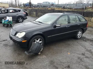 2002 Mercedes-Benz C 230/260/280/320 with VIN WDBRH64J72F146108, listed as a Copart auction lot 52071575 with 118,052 mi miles and Non repairable. Bid and sale history available at DreamBid. Image 1.