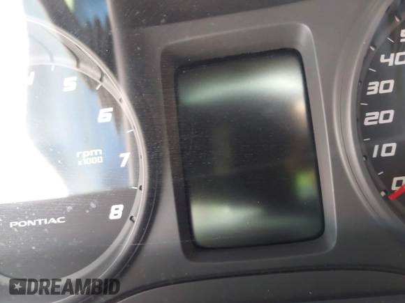 2008 Pontiac G8 GT z VIN 6G2EC57Y28L124035, wystawiony jako IAAI lot #42330027 z przebiegiem 82 106 mil mil oraz . Historia ofert i sprzedaży dostępna na DreamBid. Obrazek 15.