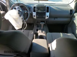 2015 Nissan Frontier S with VIN 1N6AD0EV3FN705610, listed as a Copart auction lot 77530764 with 165,782 mi miles and Salvage title. Bid and sale history available at DreamBid. Image 8.