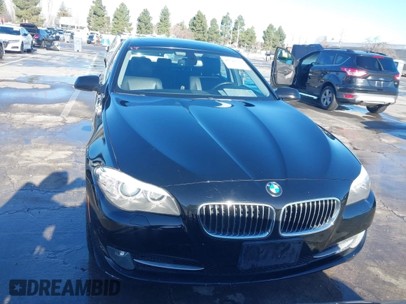 2011 BMW 5 Series 528i with VIN WBAFR1C54BC736807, listed as a IAAI auction lot 41511519 with 212,110 mi miles and . Bid and sale history available at carsss.com. Image 12.