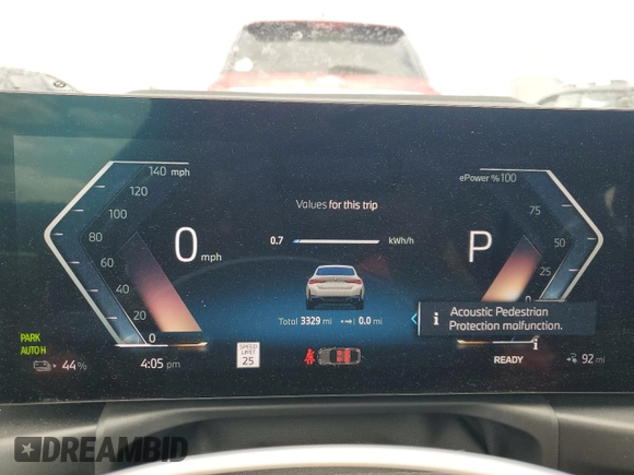 2024 BMW i4 eDrive35 z VIN WBY43AW00RFT22457, wystawiony jako Copart lot #53167205 z przebiegiem 3329 mil mil oraz Szkody całkowita. Historia ofert i sprzedaży dostępna na DreamBid. Obrazek 9.