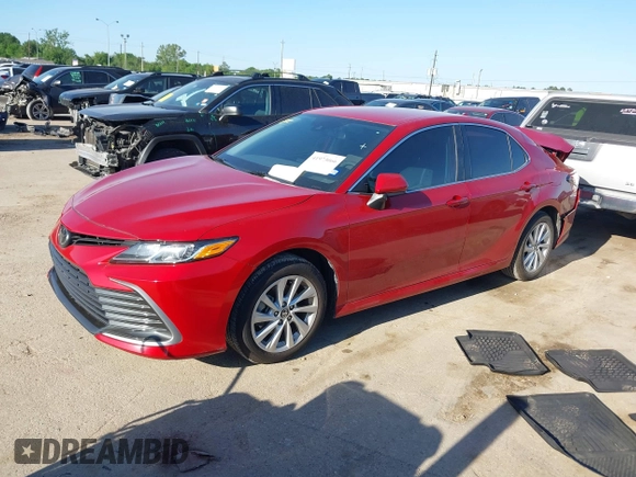 2024 Toyota Camry LE z VIN 4T1C11AK1RU207305, wystawiony jako IAAI lot #41973066 z przebiegiem 19 165 mil mil oraz . Historia ofert i sprzedaży dostępna na DreamBid. Obrazek 17.