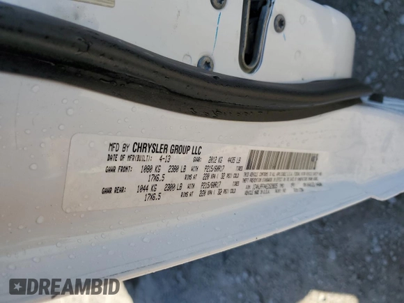 2014 Jeep Patriot Latitude z VIN 1C4NJPFA4ED529835, wystawiony jako Copart lot #57632435 z przebiegiem 150 979 mil mil oraz Czysty tytuł • Clean title. Historia ofert i sprzedaży dostępna na DreamBid. Obrazek 13.