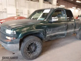 2001 Chevrolet Silverado 1500 LS with VIN 2GCEK19T311373414, listed as a IAAI auction lot 41773891 with 190,798 mi miles. Bid and sale history available at carsss.com. Image 6.
