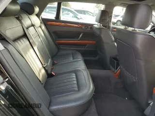 2006 Volkswagen Phaeton z VIN WVWAF03D268002733, wystawiony jako Copart lot #44980475 z przebiegiem 90 539 mil mil oraz Czysty tytuł • Clean title. Historia ofert i sprzedaży dostępna na DreamBid. Obrazek 10.