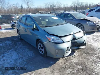 2015 Toyota Prius Four z VIN JTDKN3DU7F1917352, wystawiony jako IAAI lot #41315530 z przebiegiem 116 711 mil mil oraz . Historia ofert i sprzedaży dostępna na DreamBid. Obrazek 1.
