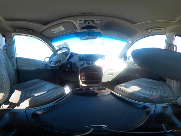 2011 Toyota Sienna XLE AAS with VIN 5TDYK3DC0BS030313, listed as a IAAI auction lot 41783766 with 267,937 mi miles. Bid and sale history available at carsss.com. Image 18.