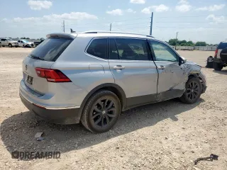 2022 Volkswagen Tiguan SE with VIN 3VV3B7AX5NM066514, listed as a Copart auction lot 61539025 with 141,315 mi miles and Clean title. Bid and sale history available at DreamBid. Image 3.